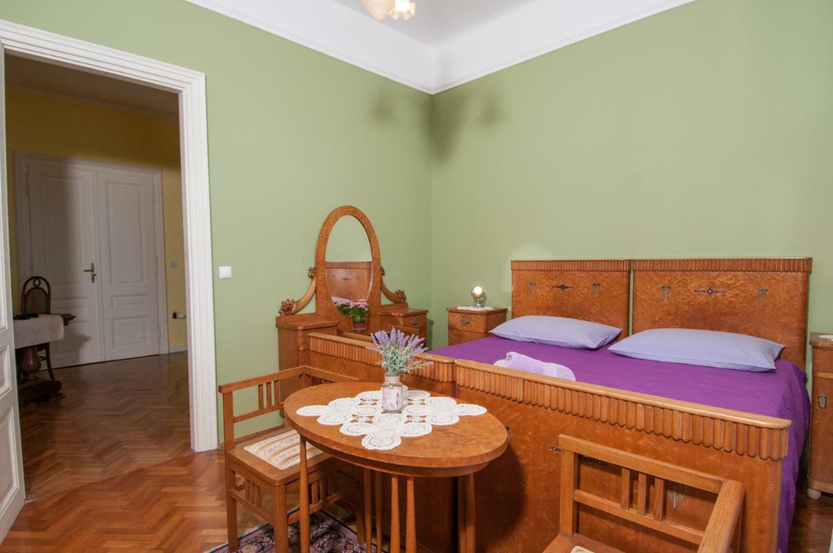 Belsito Apartment *